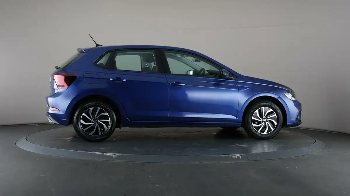 2023-volkswagen-polo-10-tsi-life-big-57
