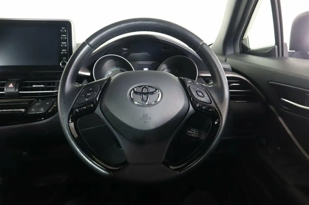 2021-toyota-c-hr-18-vvt-i-icon-big-40