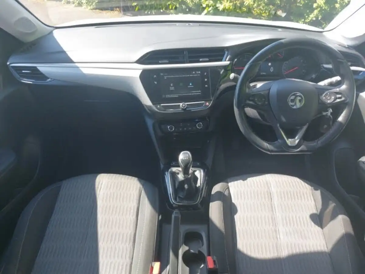2022-vauxhall-corsa-12i-se-edition-big-2