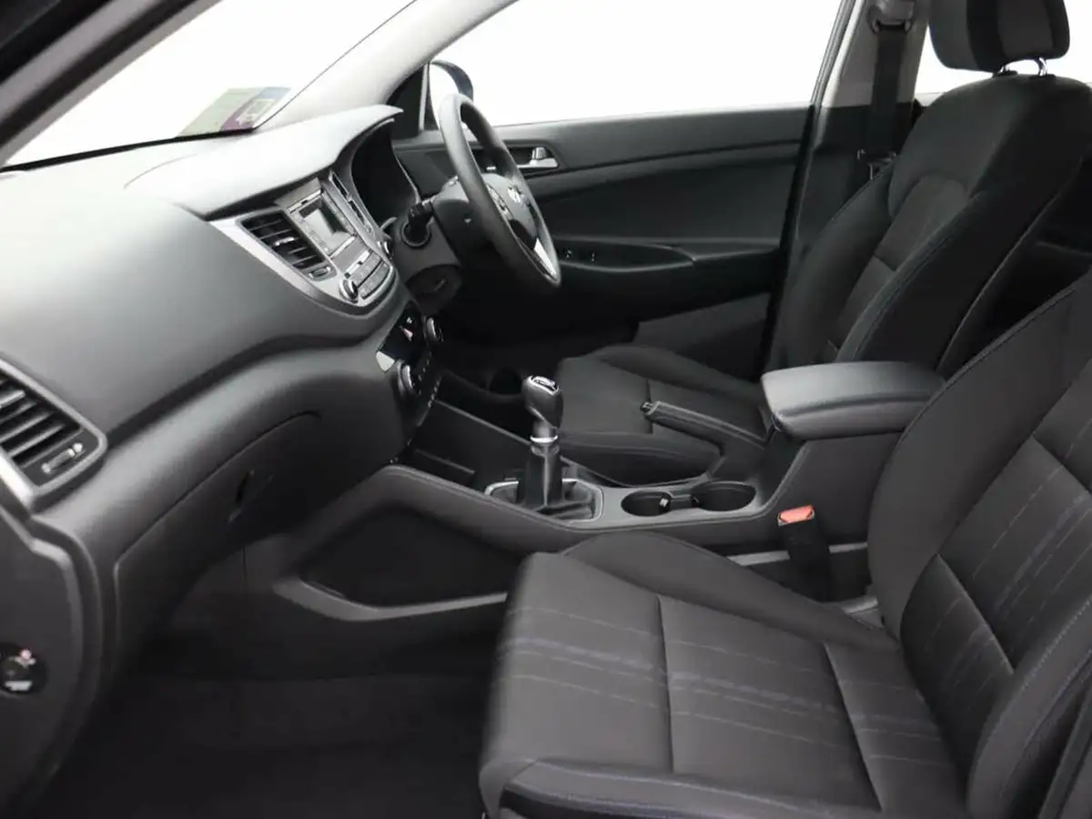 2017-hyundai-tucson-17crdi-blue-drive-s-big-12