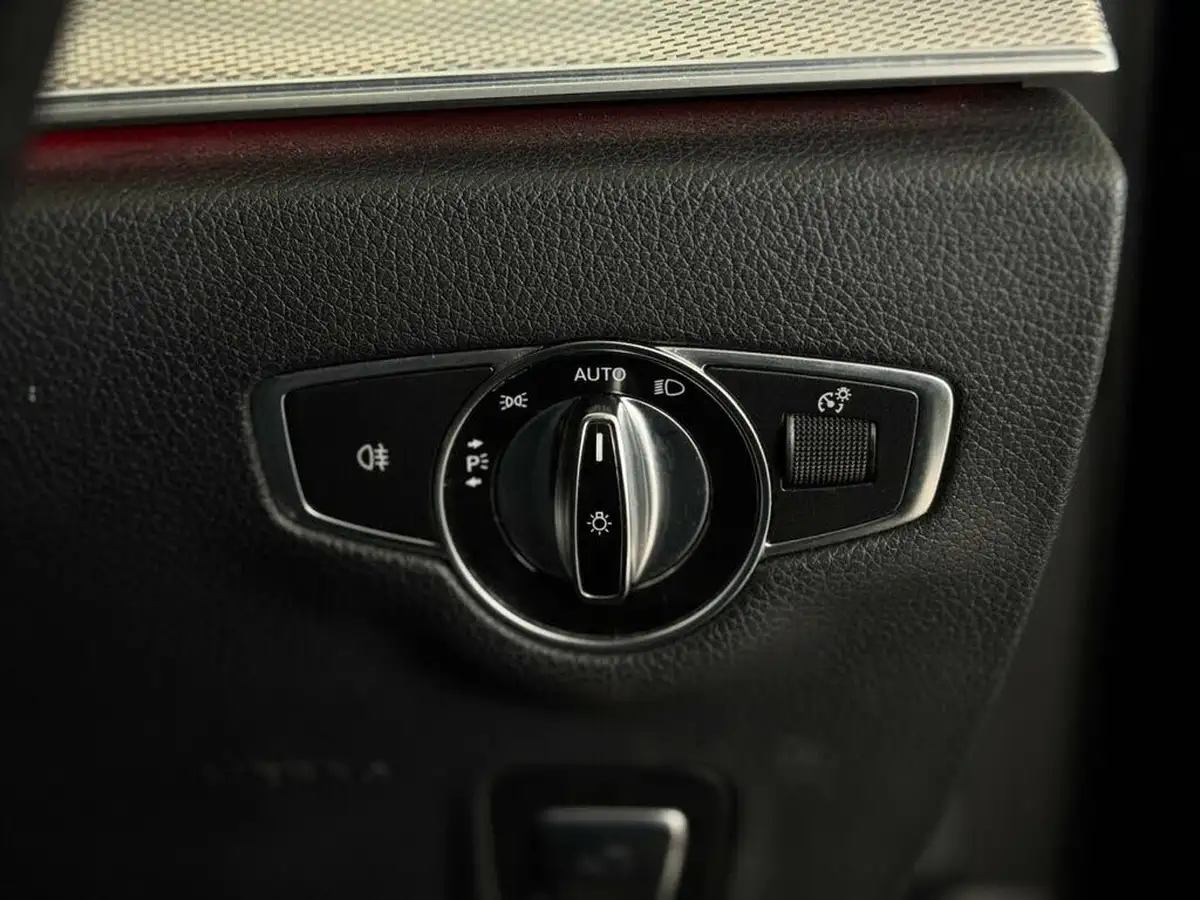 2017-mercedes-benz-e-class-20d-e220d-se-ss-saloon-4d-big-17