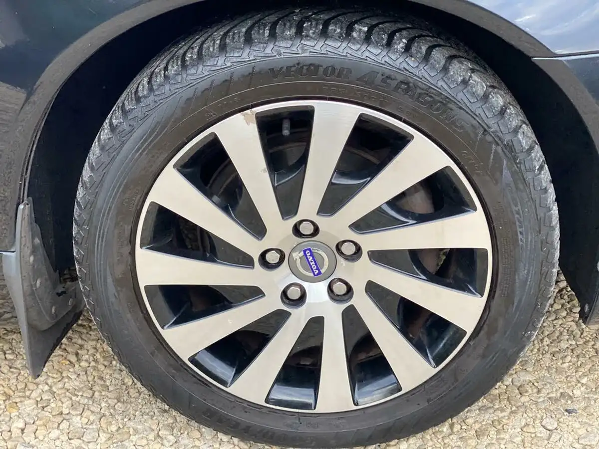 2013-volvo-s80-16td-d2-se-lux-big-54
