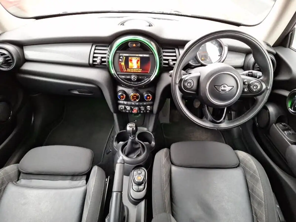 2018-mini-cooper-15-cooper-series-ii-ss-hatchback-3d-big-2