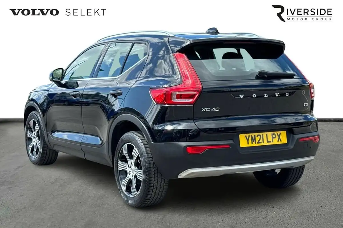 2021-volvo-xc40-15-t3-inscription-161bhp-auto-big-2