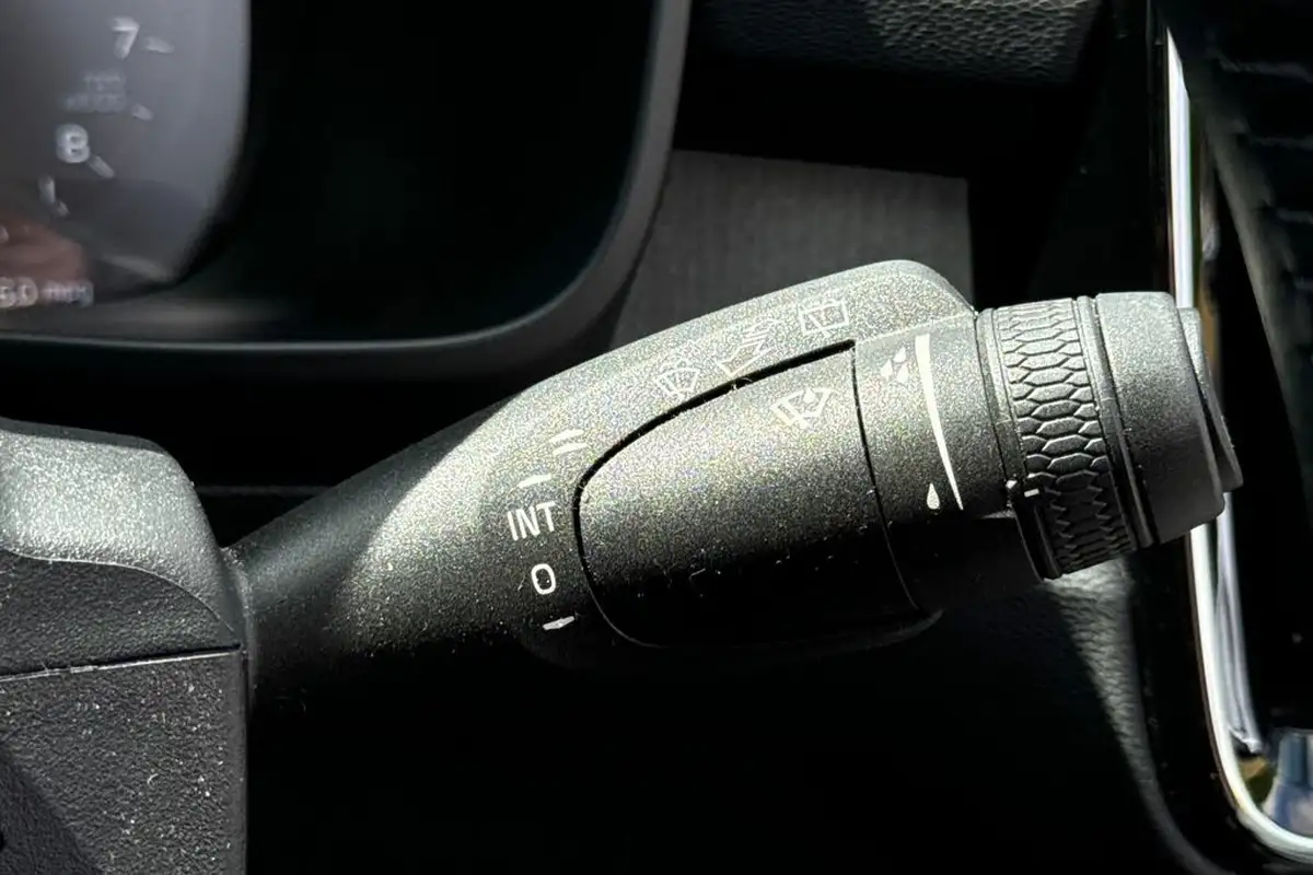 2021-volvo-xc40-15-t3-inscription-161bhp-auto-big-26