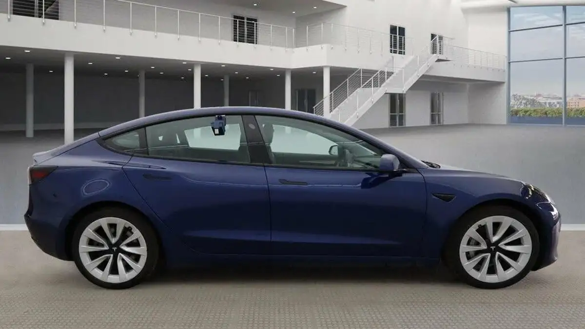 2021-tesla-model-3-e-long-range-4x4-big-8