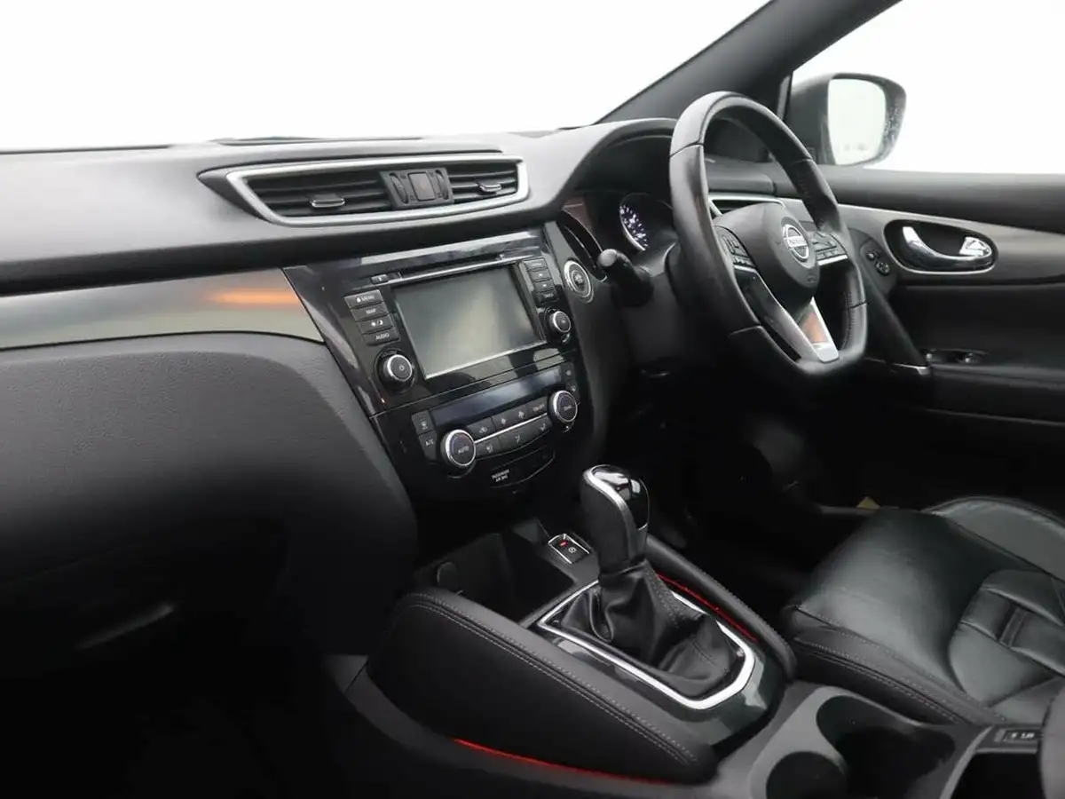 2018-nissan-qashqai-13-dig-t-tekna-160ps-dct-big-12