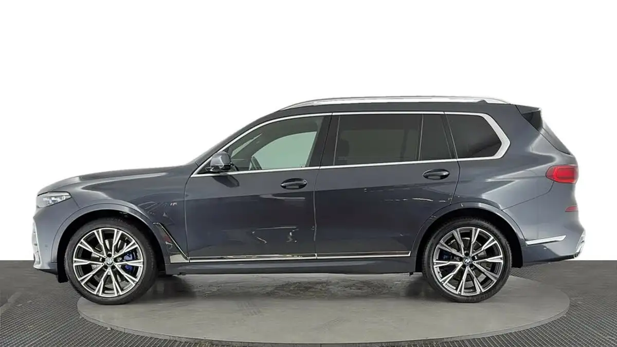 2021-bmw-x7-30td-xdrive-40d-m-sport-big-6