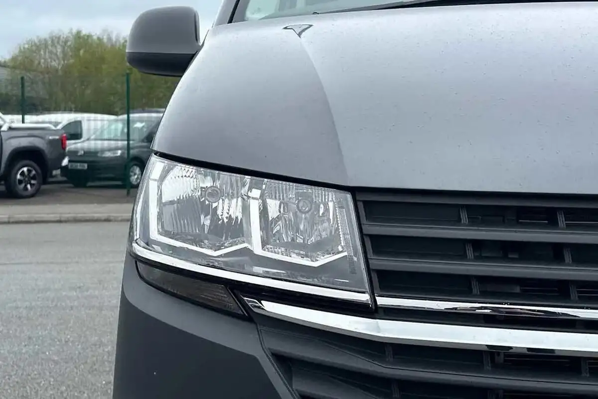 2024-volkswagen-transporter-big-25
