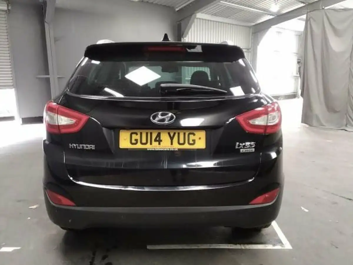 2014-hyundai-ix35-17td-premium-115ps-big-8