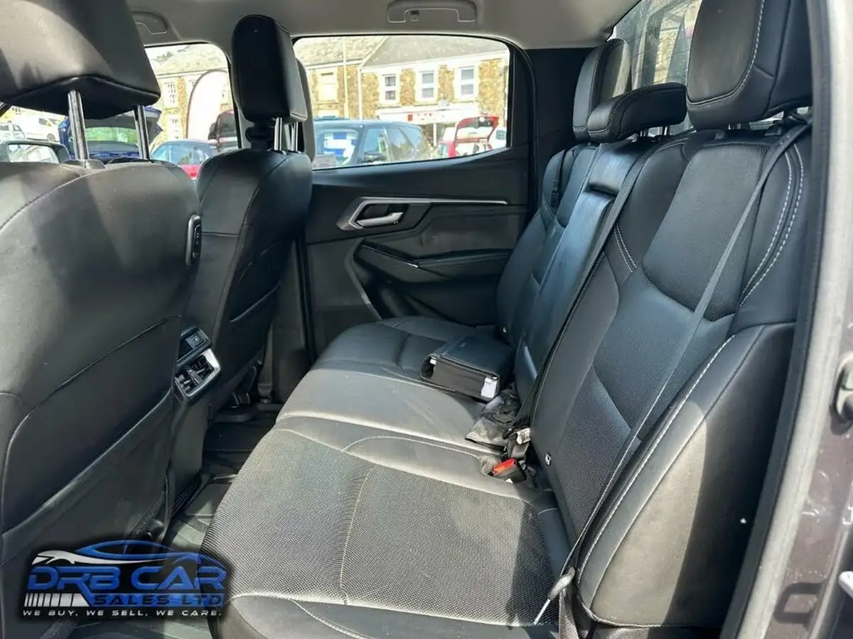 2022-isuzu-d-max-19td-dl40-pickup-auto-big-20