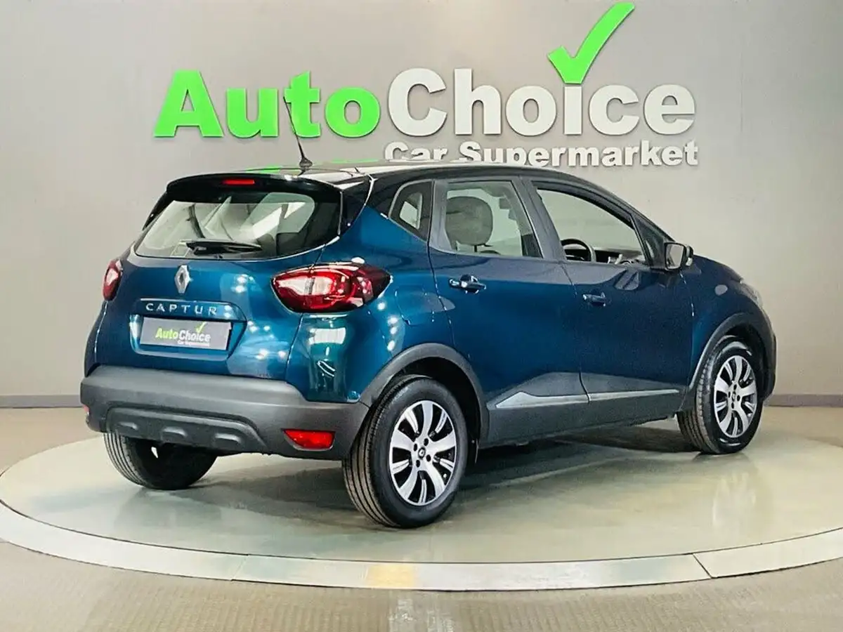 2019-renault-captur-09-tce-play-big-16