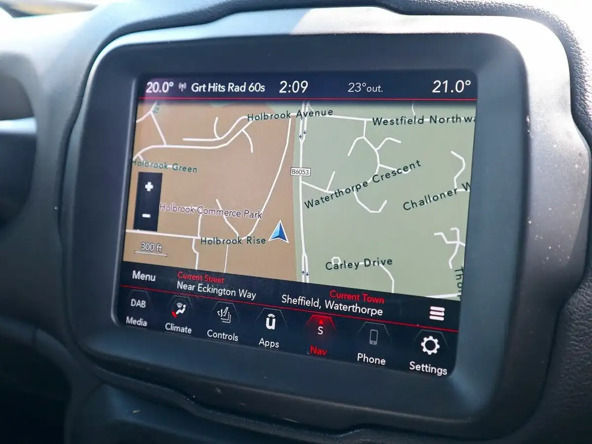 2020-jeep-renegade-13-gse-limited-big-5