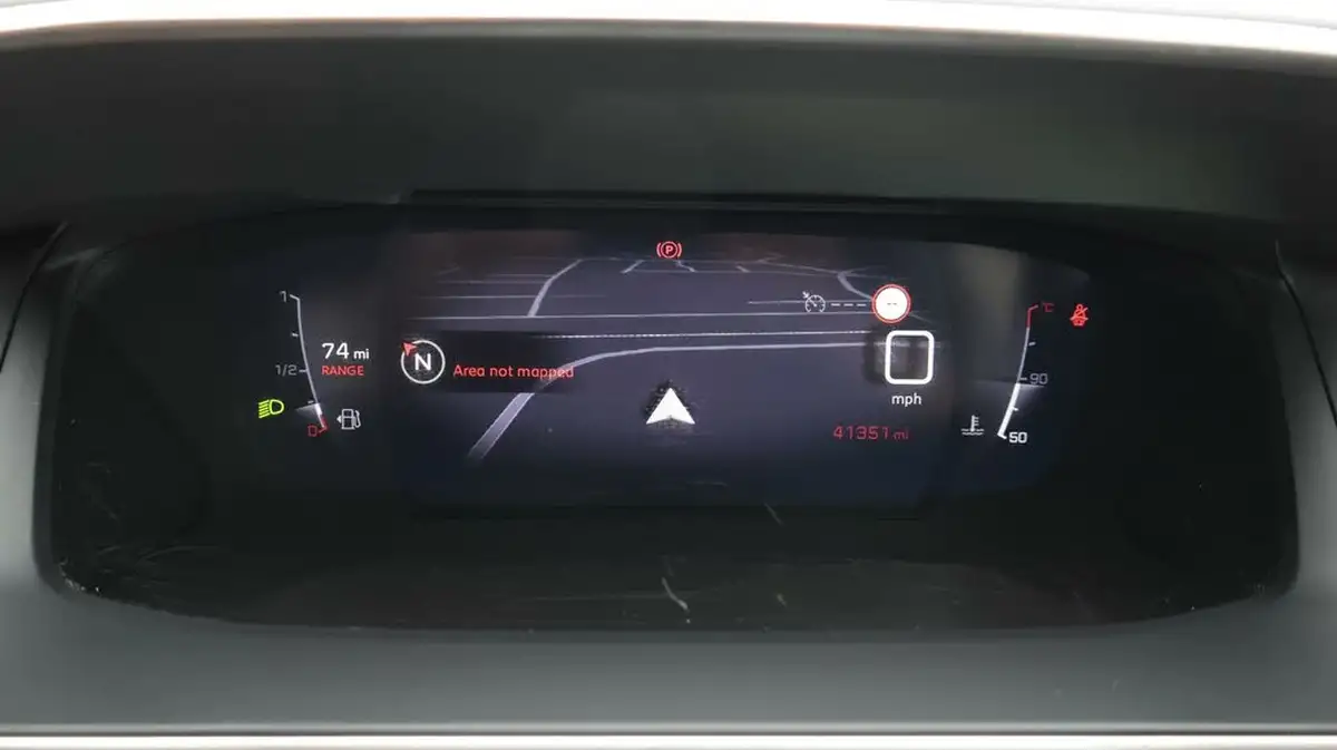 2022-peugeot-2008-suv-12-puretech-gt-big-9