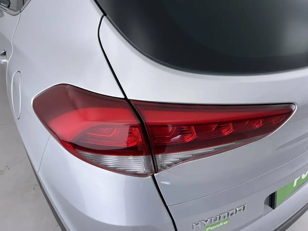 2015-hyundai-tucson-20crdi-blue-drive-premium-big-19