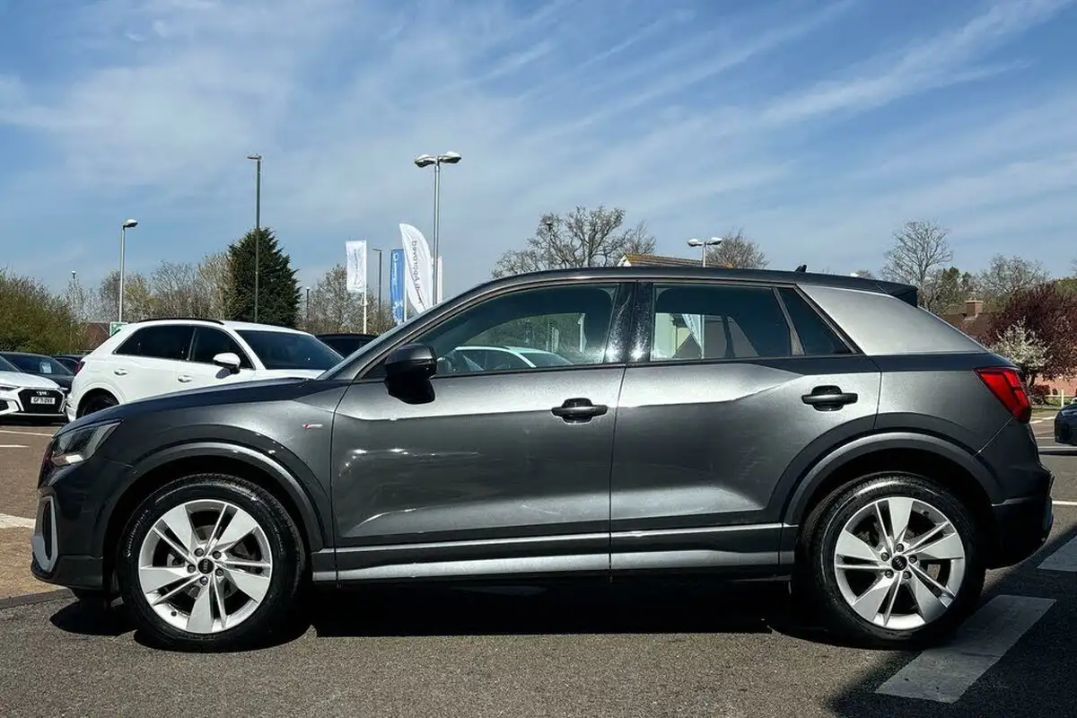 2021-audi-q2-15-35-tfsi-s-line-tronic-big-8