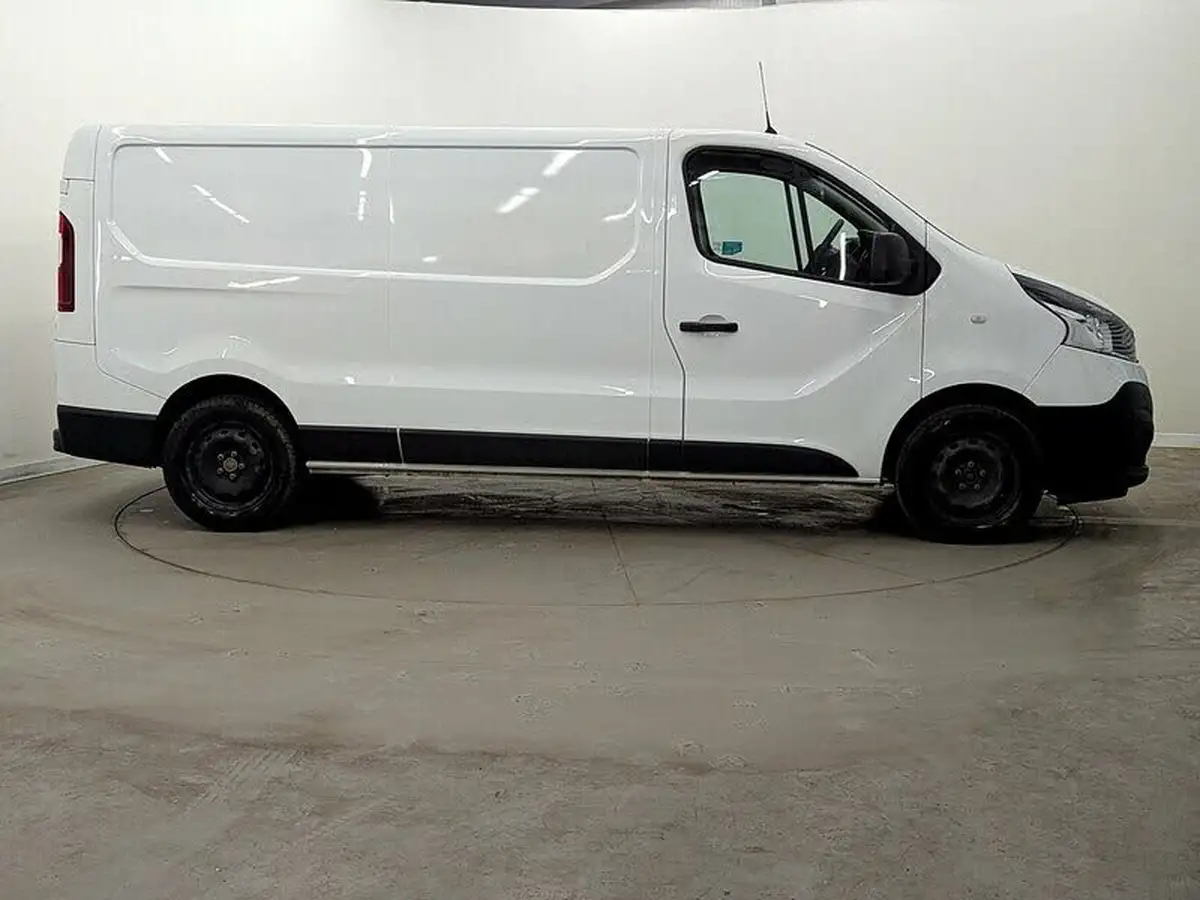 2021-renault-trafic-20dci-ll30-energy-120-business-panel-big-1