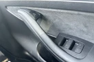 2022-tesla-model-y-e-long-range-small-33
