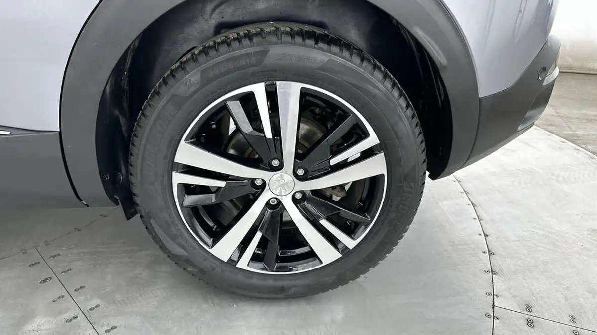 2022-peugeot-3008-suv-12-puretech-gt-big-24