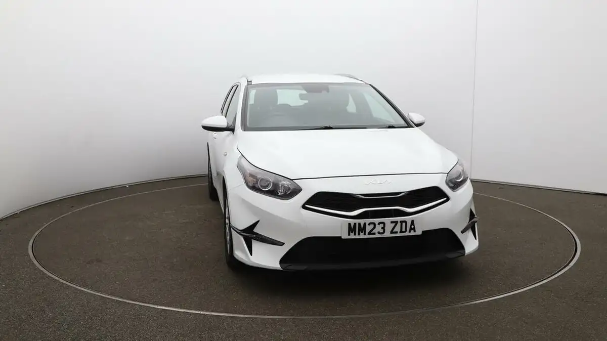 2023-kia-ceed-15-t-gdi-2-158bhp-sportswagon-big-38