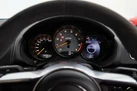 2016-porsche-cayman-38-gt4-small-33