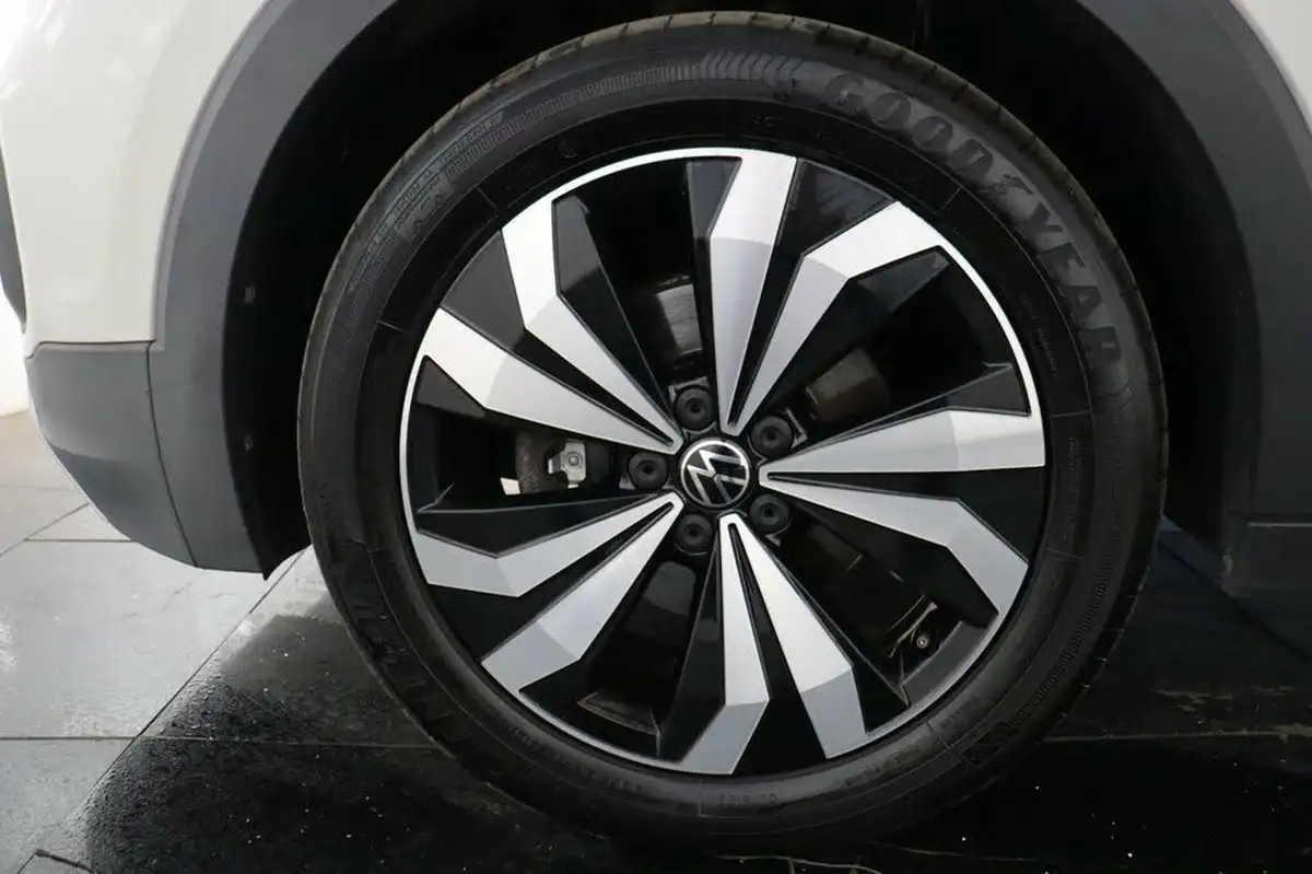 2022-volkswagen-t-cross-10-tsi-black-edition-110ps-big-29