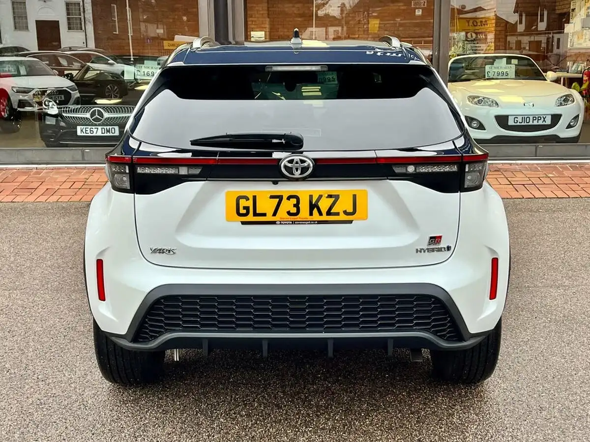 2023-toyota-yaris-cross-15-vvt-i-gr-sport-big-4