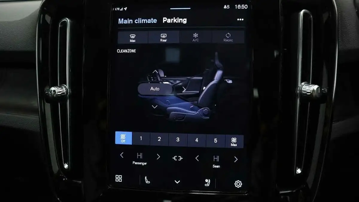 2022-volvo-c40-e-twin-recharge-pro-big-33