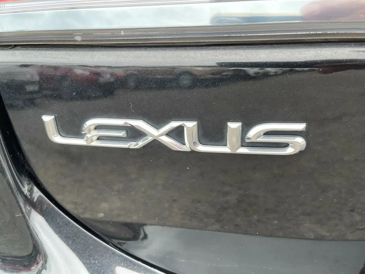 2017-lexus-ct-200h-18-executive-edition-big-30