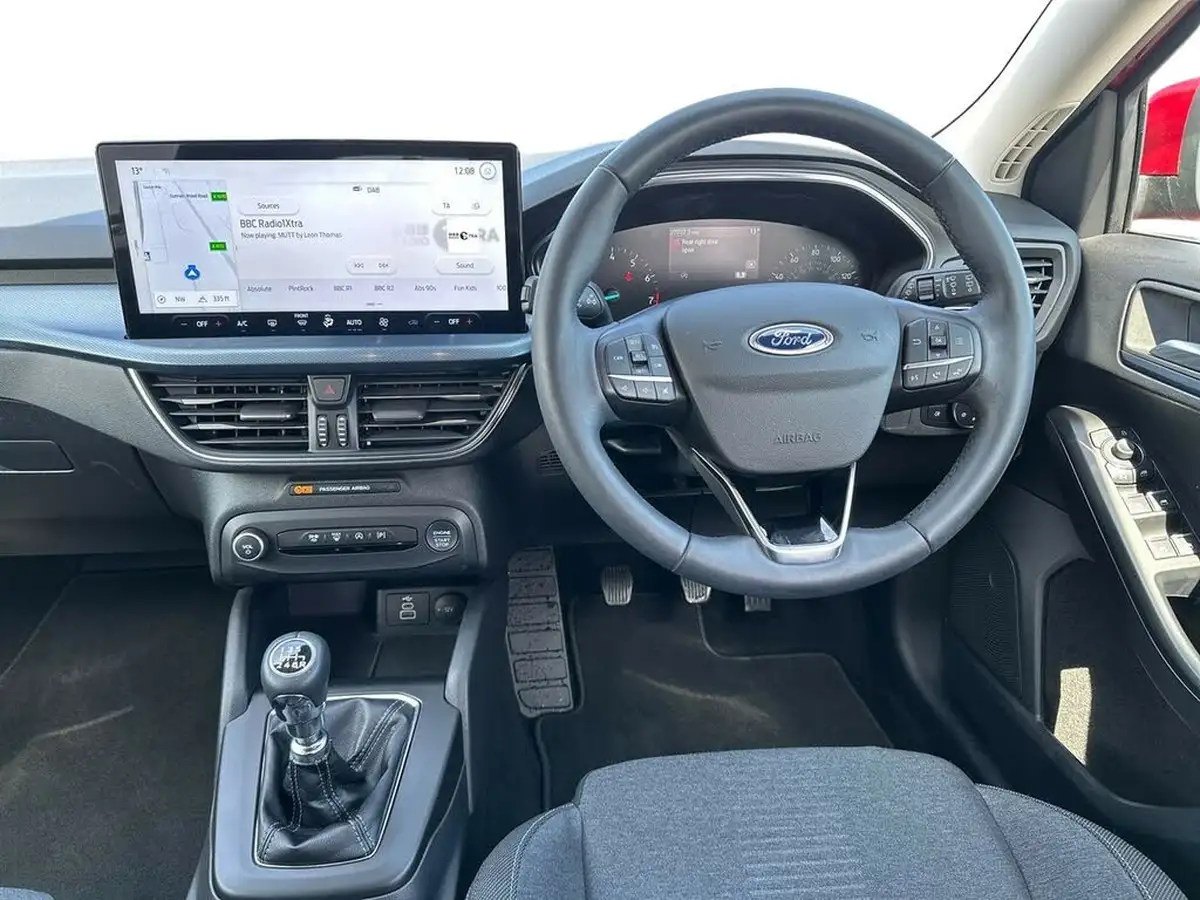 2022-ford-focus-10t-active-125ps-hatchback-big-15