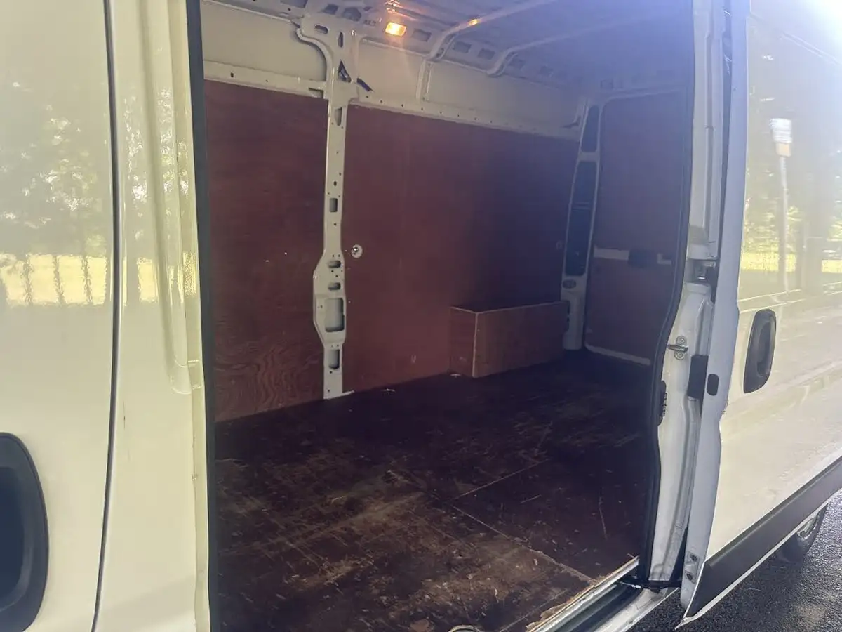2022-citroen-relay-22bluehdi-35-l3h2-enterprise-panel-big-9