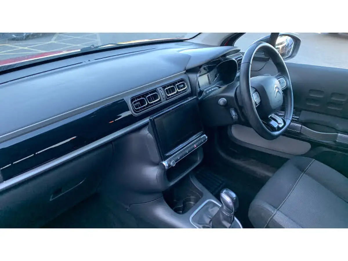 2017-citroen-c3-12-puretech-flair-82ps-big-8