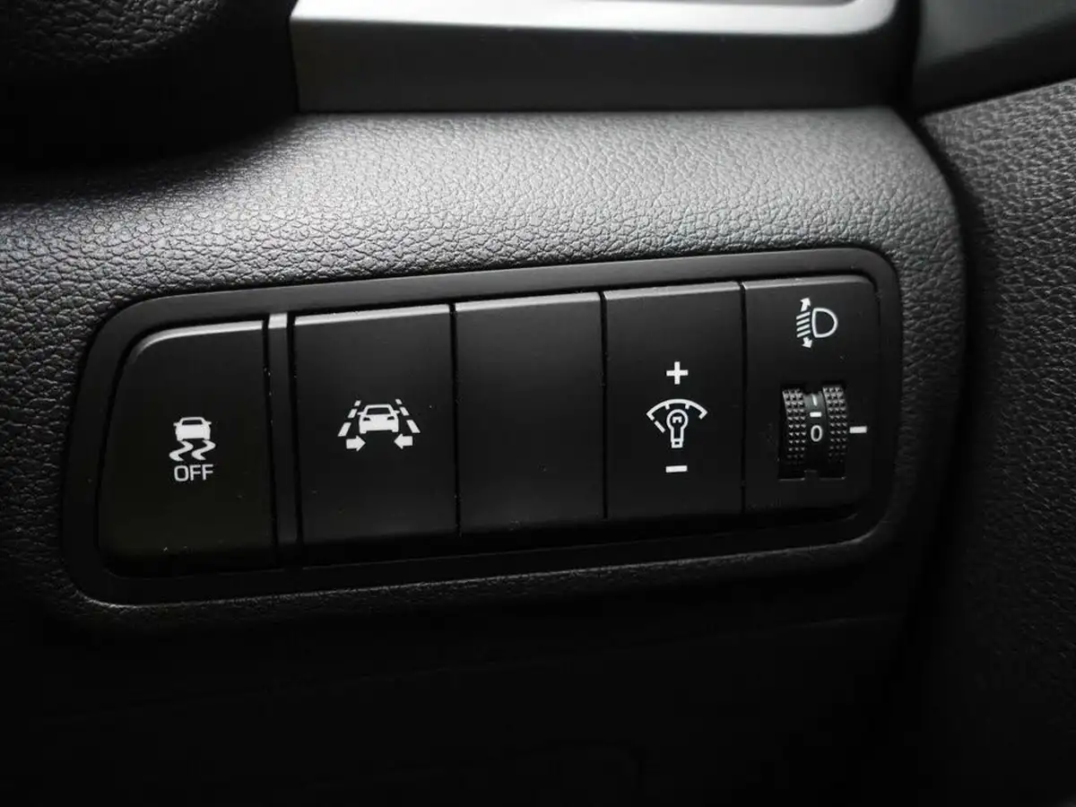 2017-hyundai-tucson-17crdi-blue-drive-se-nav-141ps-dct-big-35