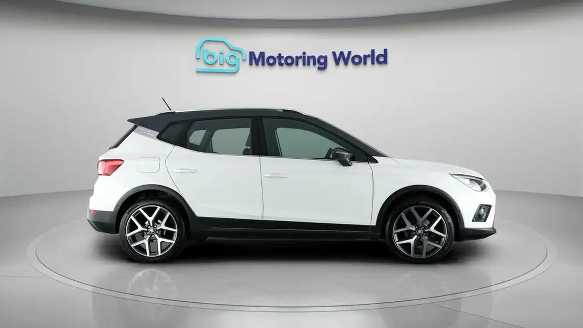 2021-seat-arona-10-tsi-xcellence-lux-110ps-dsg-big-8