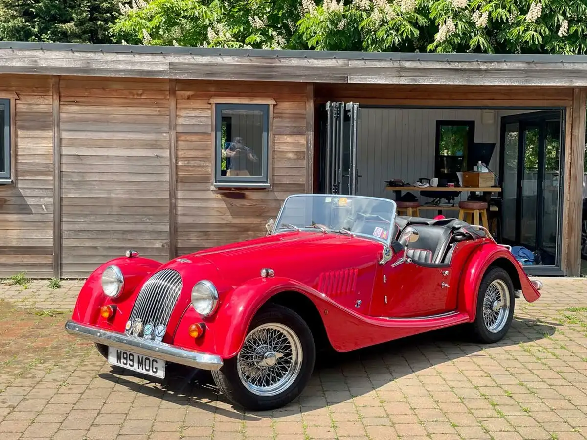 2002-morgan-44-18-4-seat-big-2