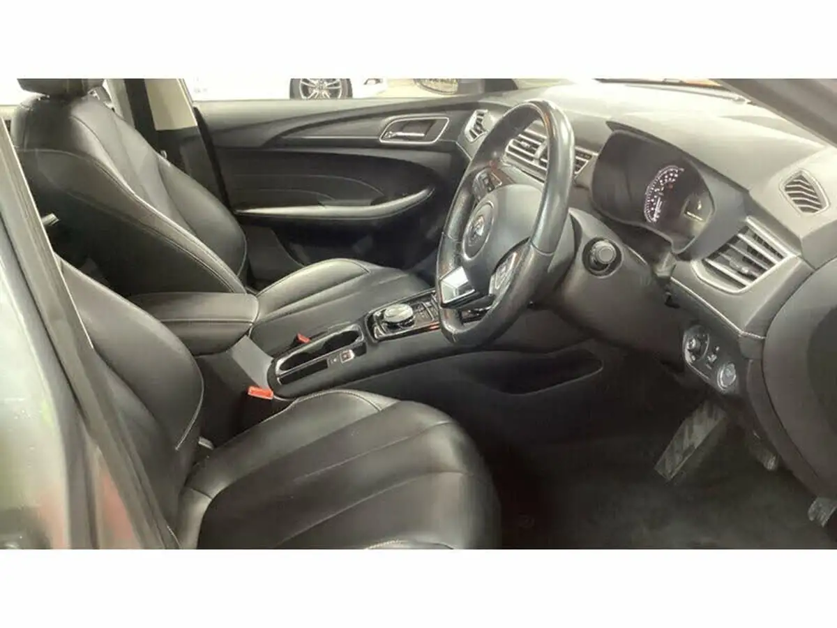 2022-mg-mg5-e-exclusive-ev-long-range-big-2