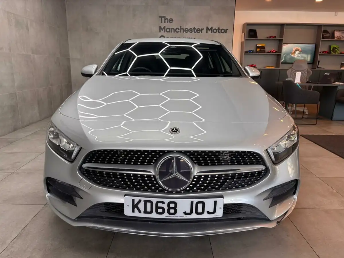 2019-mercedes-benz-a-class-15d-a180d-amg-line-hatchback-5d-7g-dct-big-3