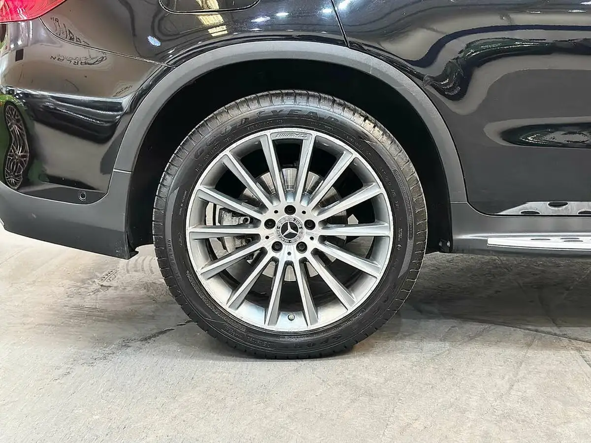 2018-mercedes-benz-glc-class-21d-glc220d-amg-line-premiumss-station-wagon-5d-big-36