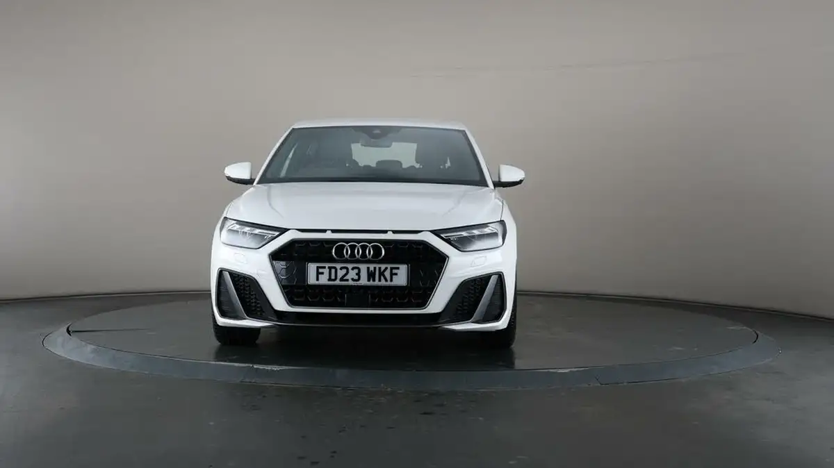 2023-audi-a1-10-25-tfsi-s-line-big-39