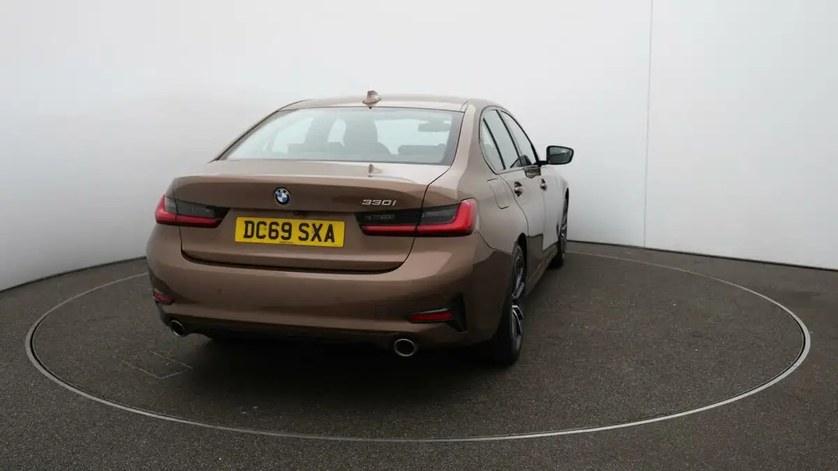 2020-bmw-3-series-20-330i-sport-saloon-4d-big-48