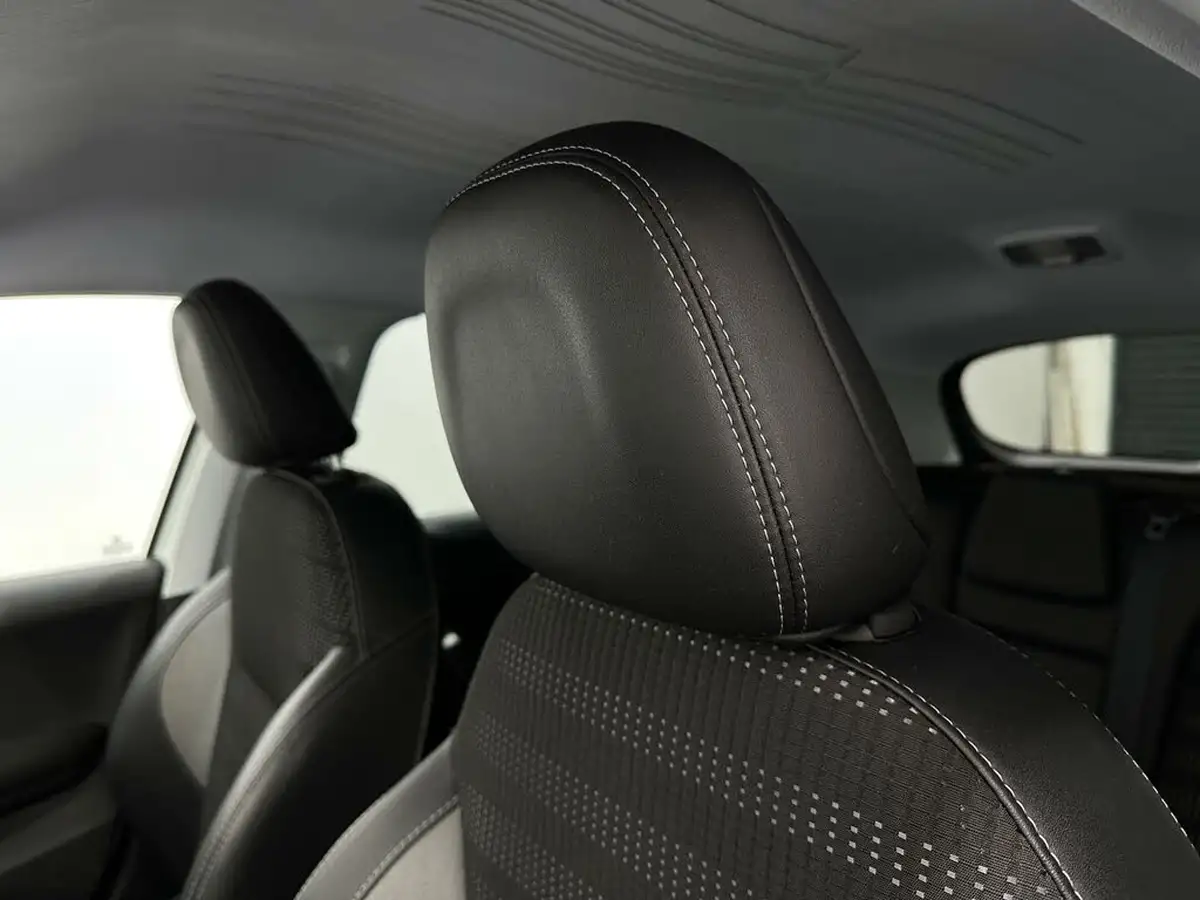 2016-peugeot-2008-suv-12-puretech-allure-82bhp-big-29