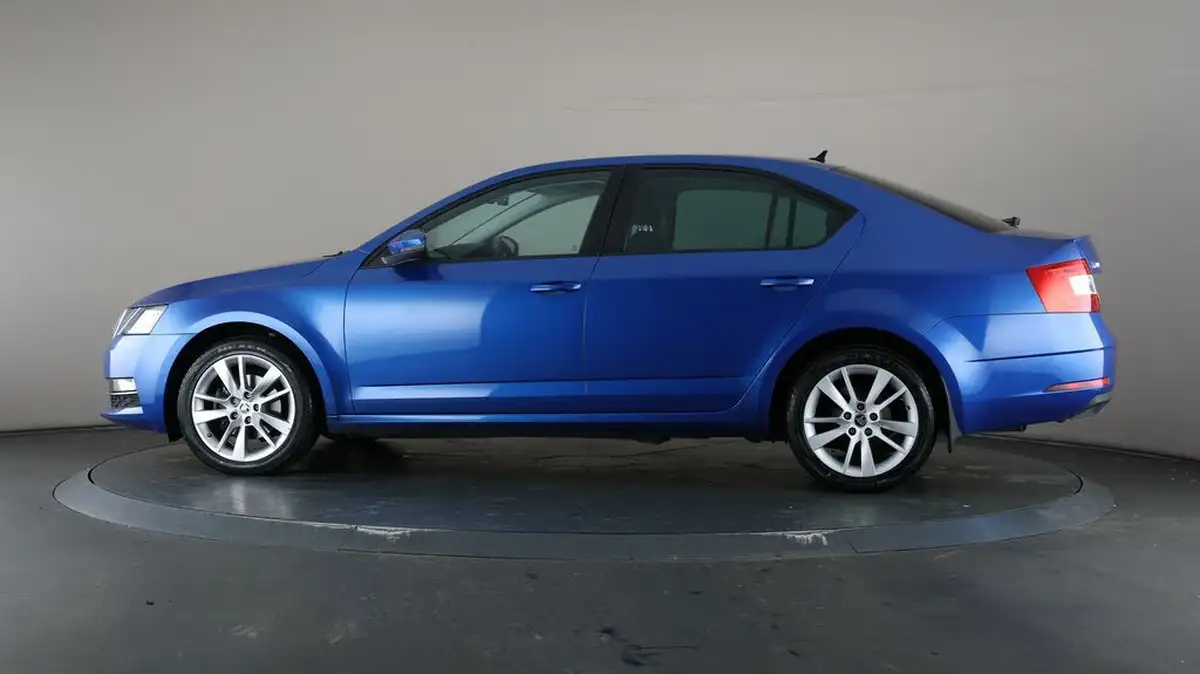 2019-skoda-octavia-15-tsi-se-l-hatchback-dsg-big-26