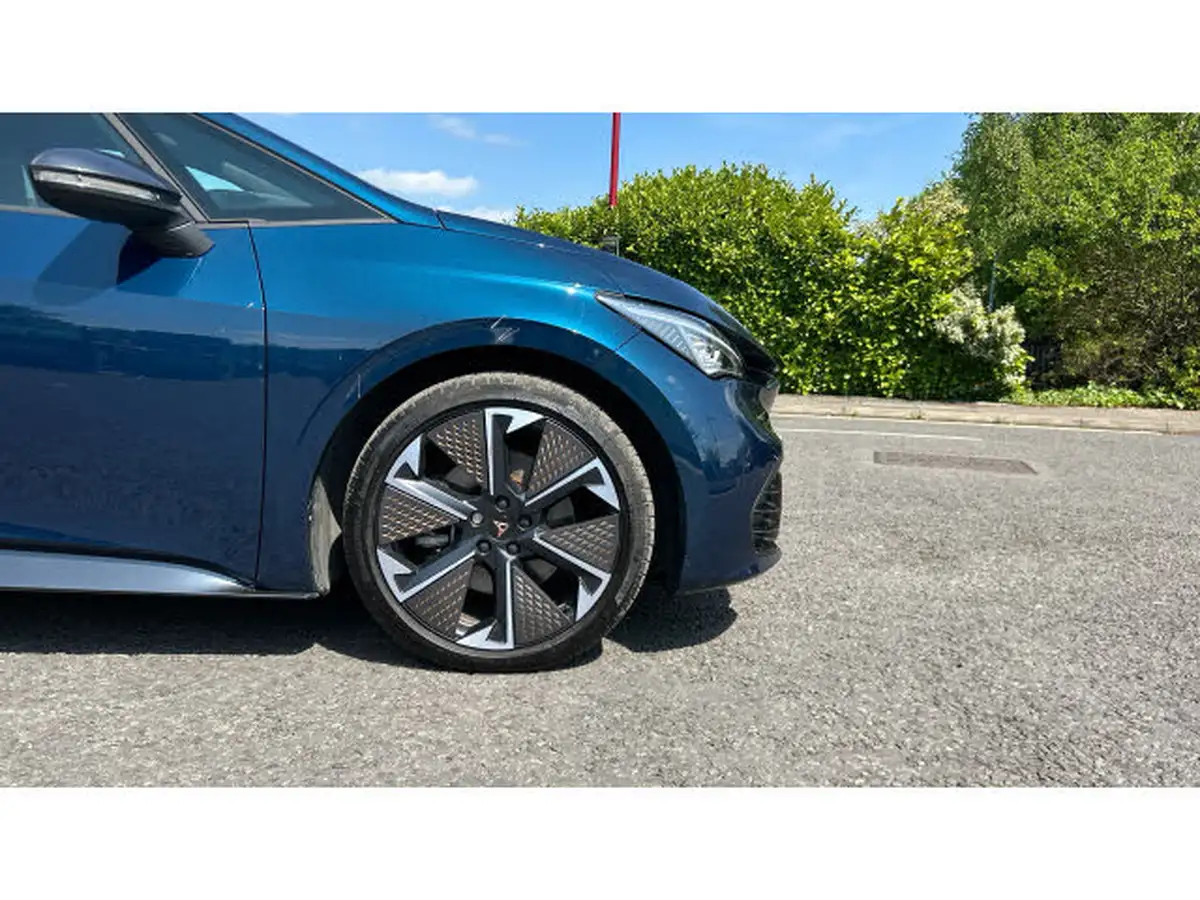 2024-cupra-born-e-v3-edition-big-4