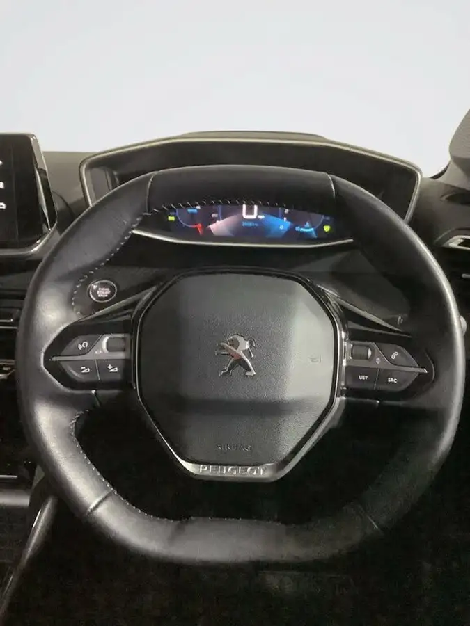 2021-peugeot-208-12-puretech-allure-premium-100bhp-big-14