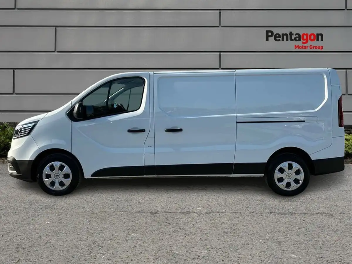 2024-renault-trafic-20dci-ll30-130-advance-panel-big-11