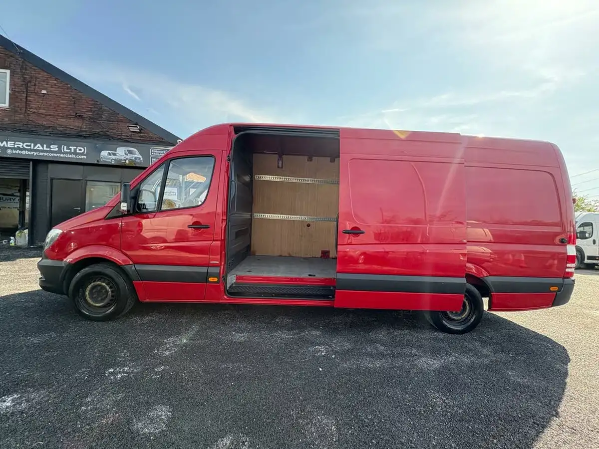2017-mercedes-benz-sprinter-big-14