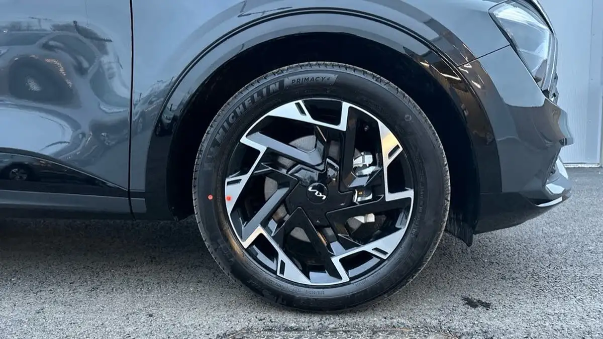 2025-kia-sportage-16-t-gdi-gt-line-157bhp-48v-dct-big-4