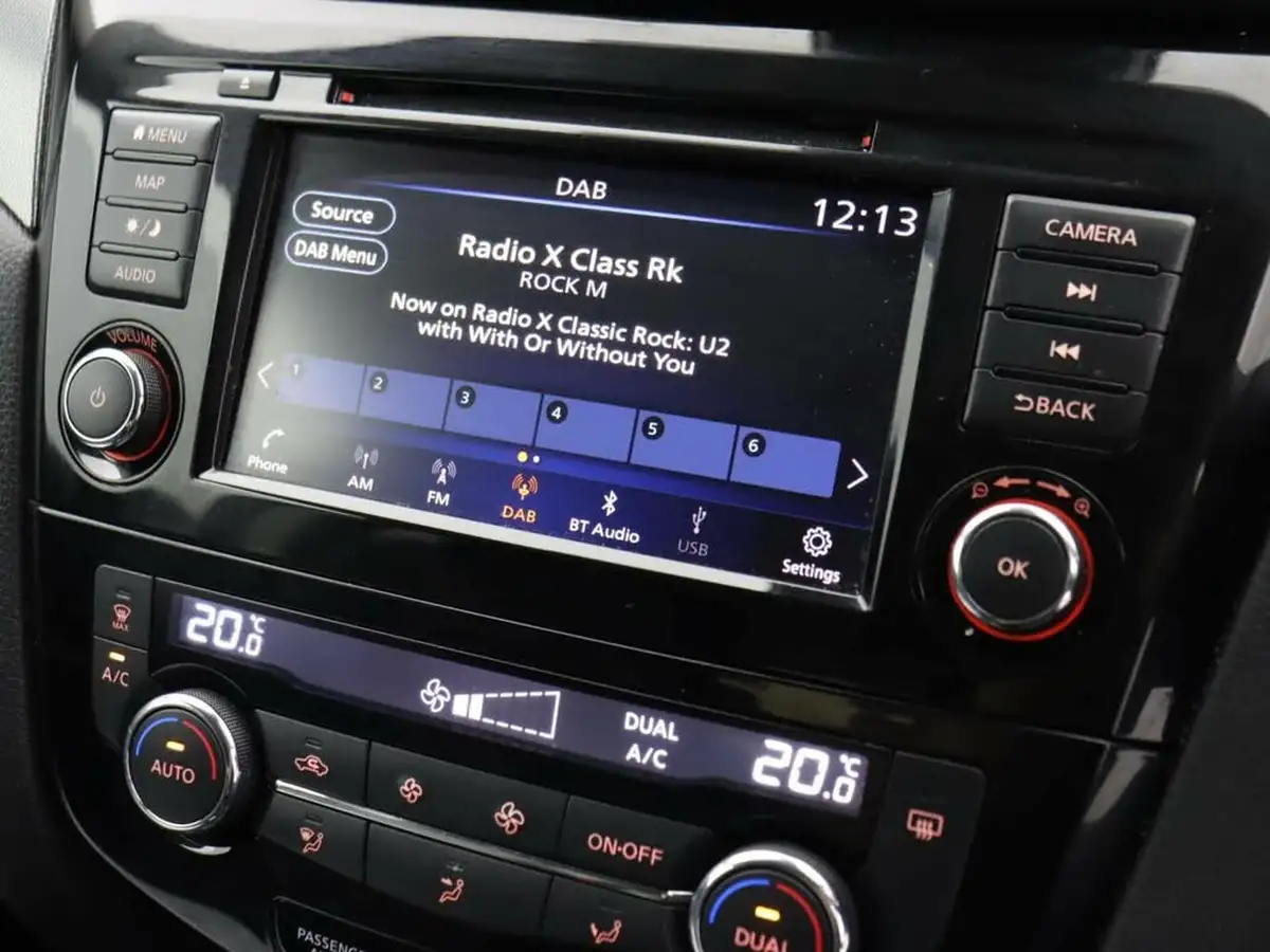 2021-nissan-qashqai-13-dig-t-n-motion-140ps-big-11