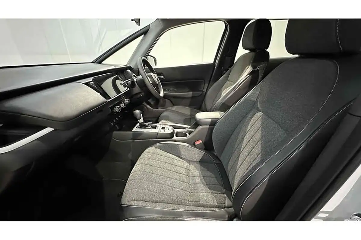 2021-honda-jazz-15-i-mmd-sr-109ps-big-15