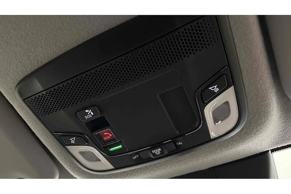 2021-honda-jazz-15-i-mmd-sr-109ps-big-37